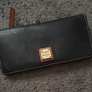 Dooney & Bourke Black Textured Wallet